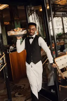 Waiter Jobs in Dubai